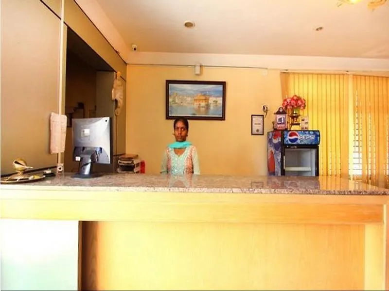 Suvarna Residency Maisúr Bed & Breakfast
