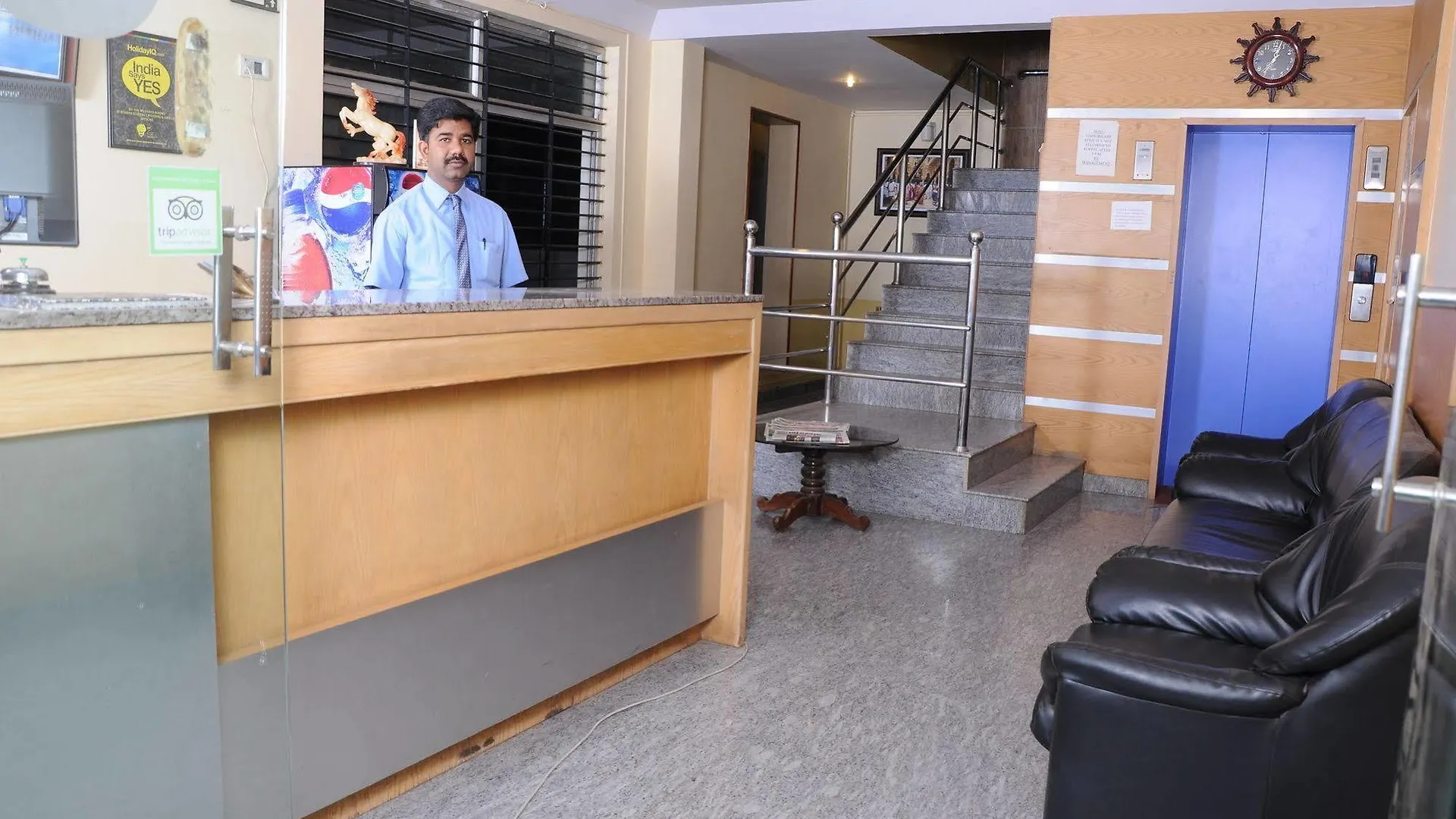 Bed & Breakfast Suvarna Residency Maisúr