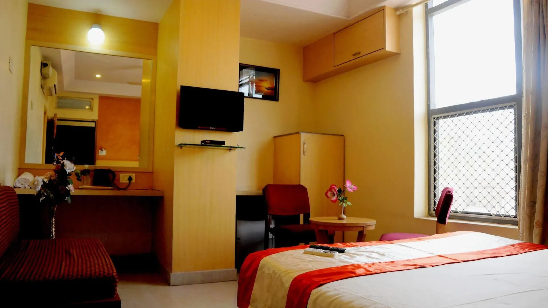Suvarna Residency Mysore Bed & Breakfast